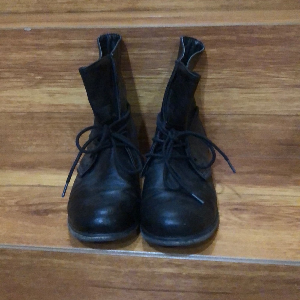 Ankle boots